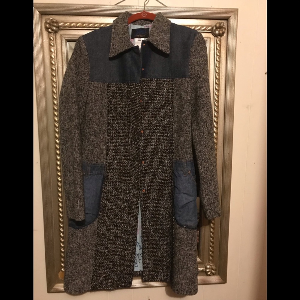 Jacket - Picture 1 of 7